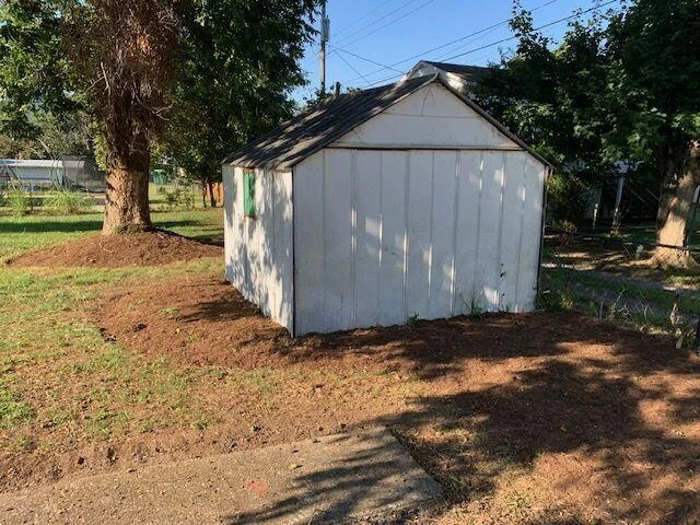 2275 Cedar Ave - Photo 16