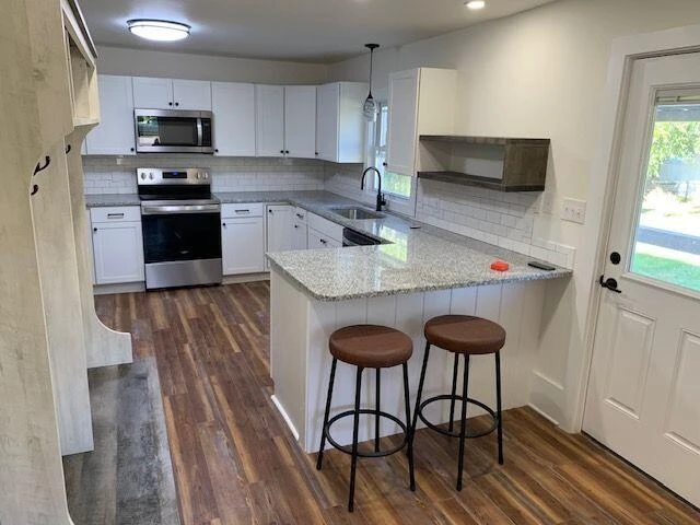 2275 Cedar Ave - Photo 5