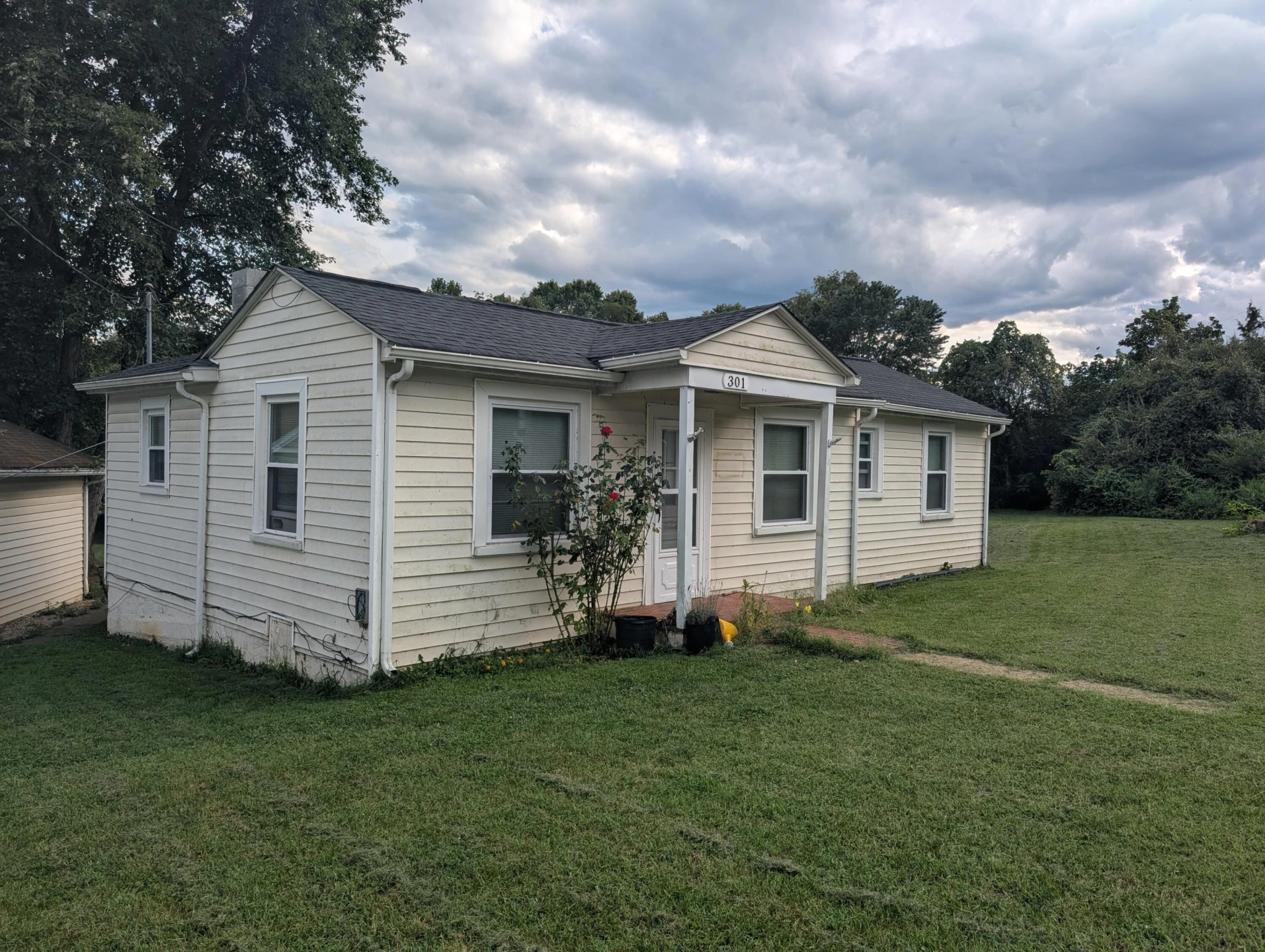 301 Forge Rd