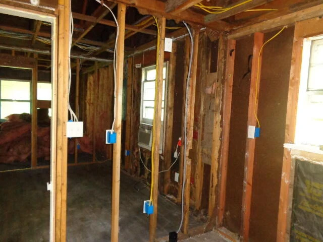 1194 Buttercup Ln - Photo 12