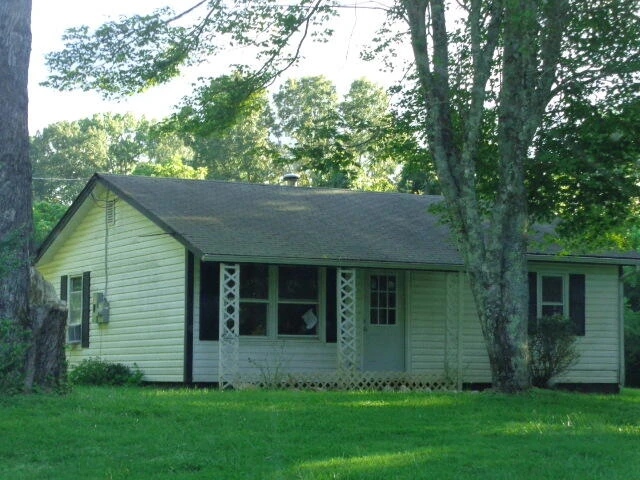 1194 Buttercup Ln - Photo 2