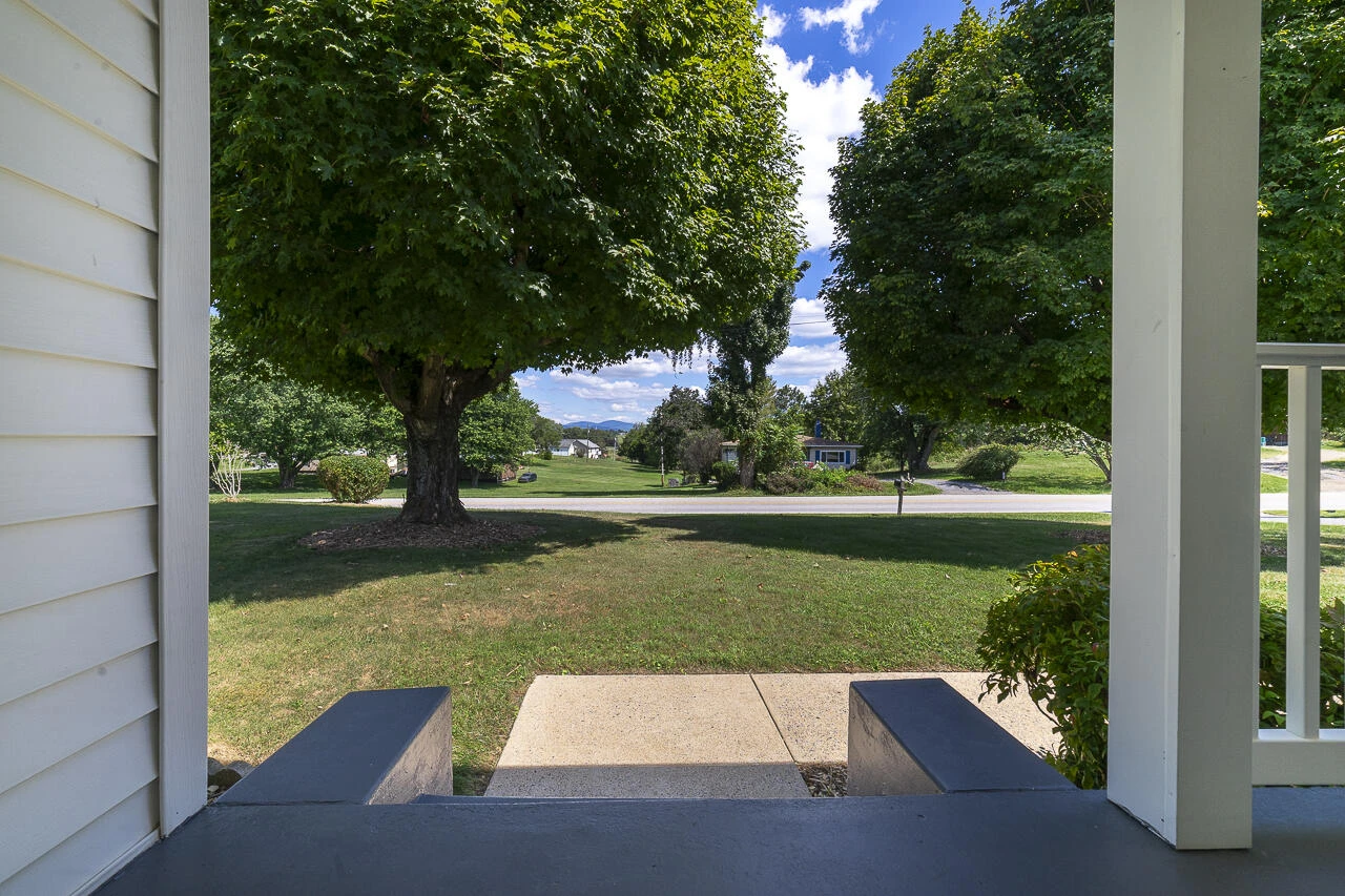 540 Collierstown Rd - Photo 3