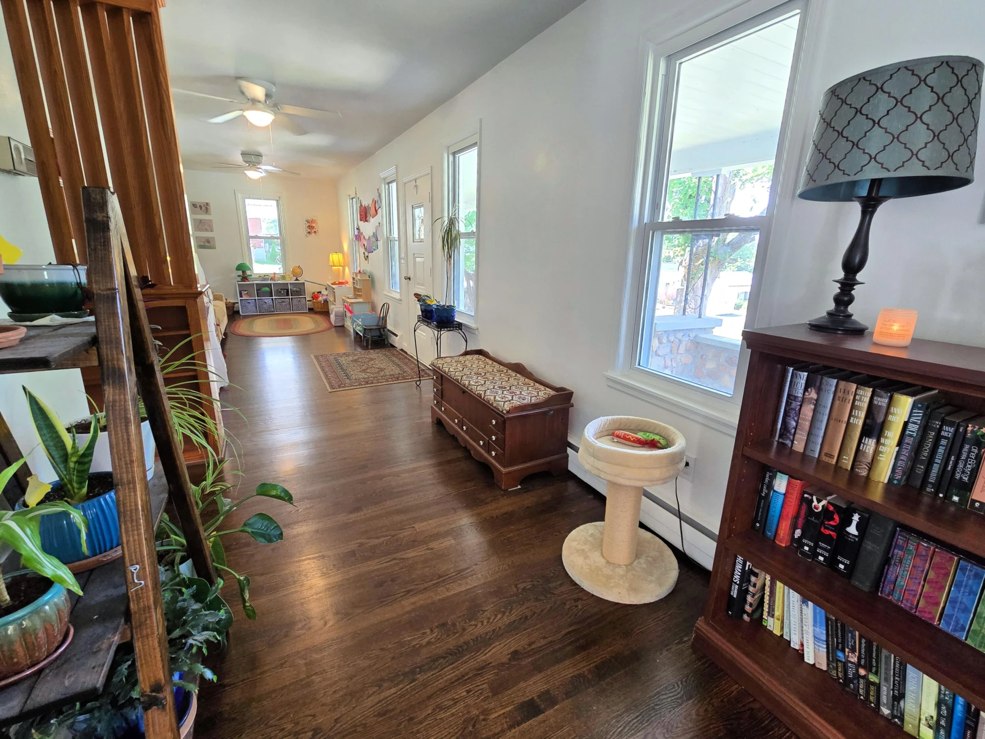 218 Albemarle Ave - Photo 2