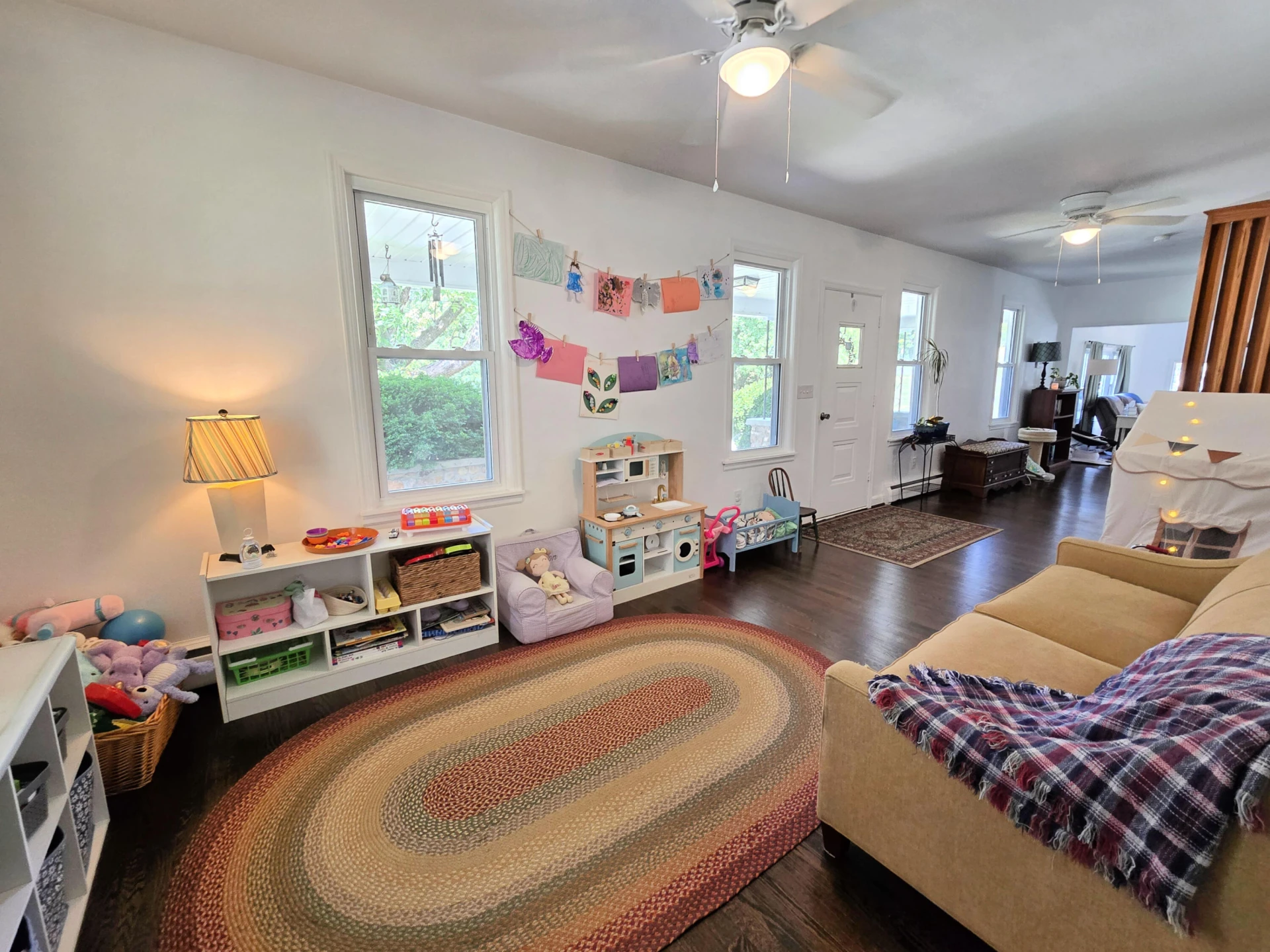 218 Albemarle Ave - Photo 3