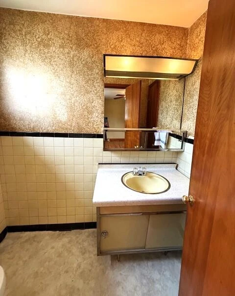 220 W Park St - Photo 12
