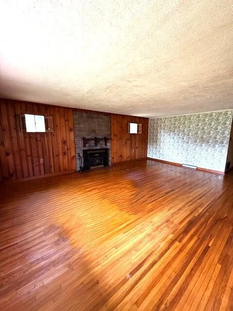 220 W Park St - Photo 4