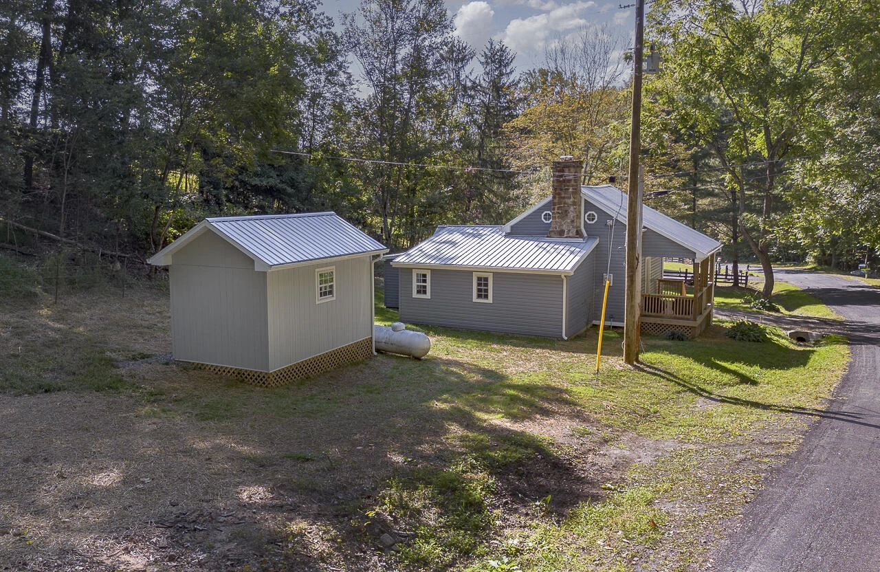 2193 White Rock Rd - Photo 8