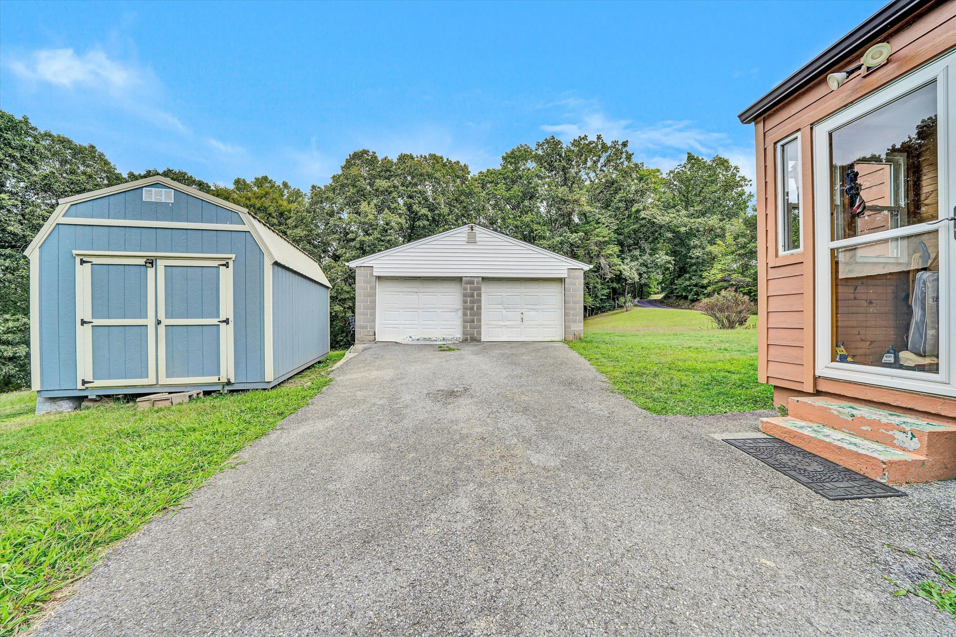 748 Shafer Ln - Photo 29