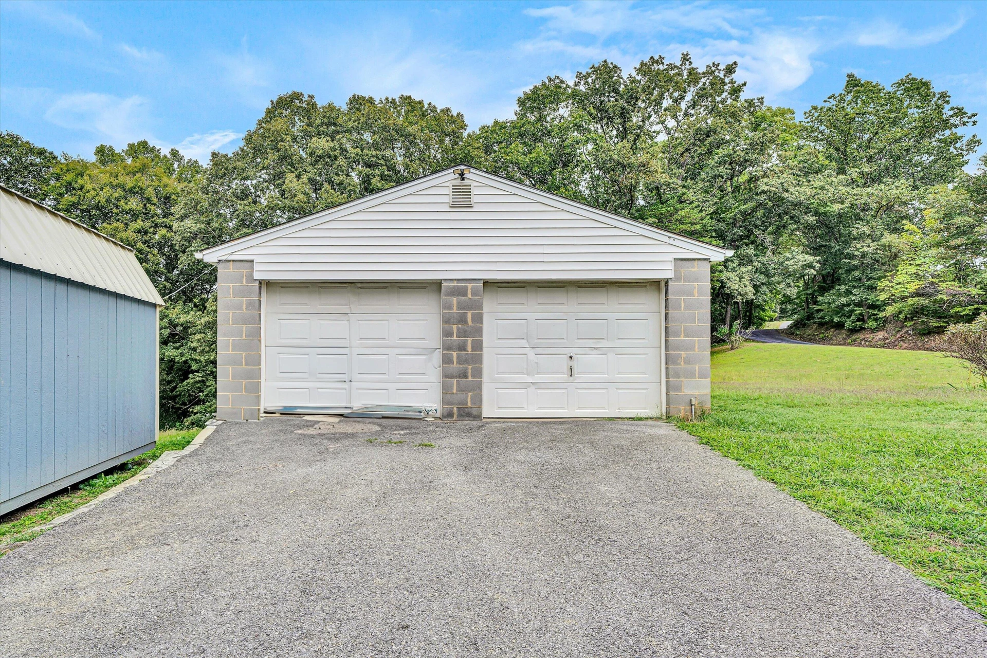 748 Shafer Ln - Photo 30