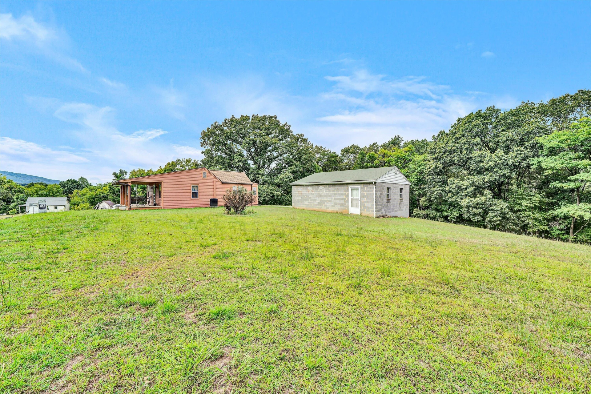 748 Shafer Ln - Photo 41