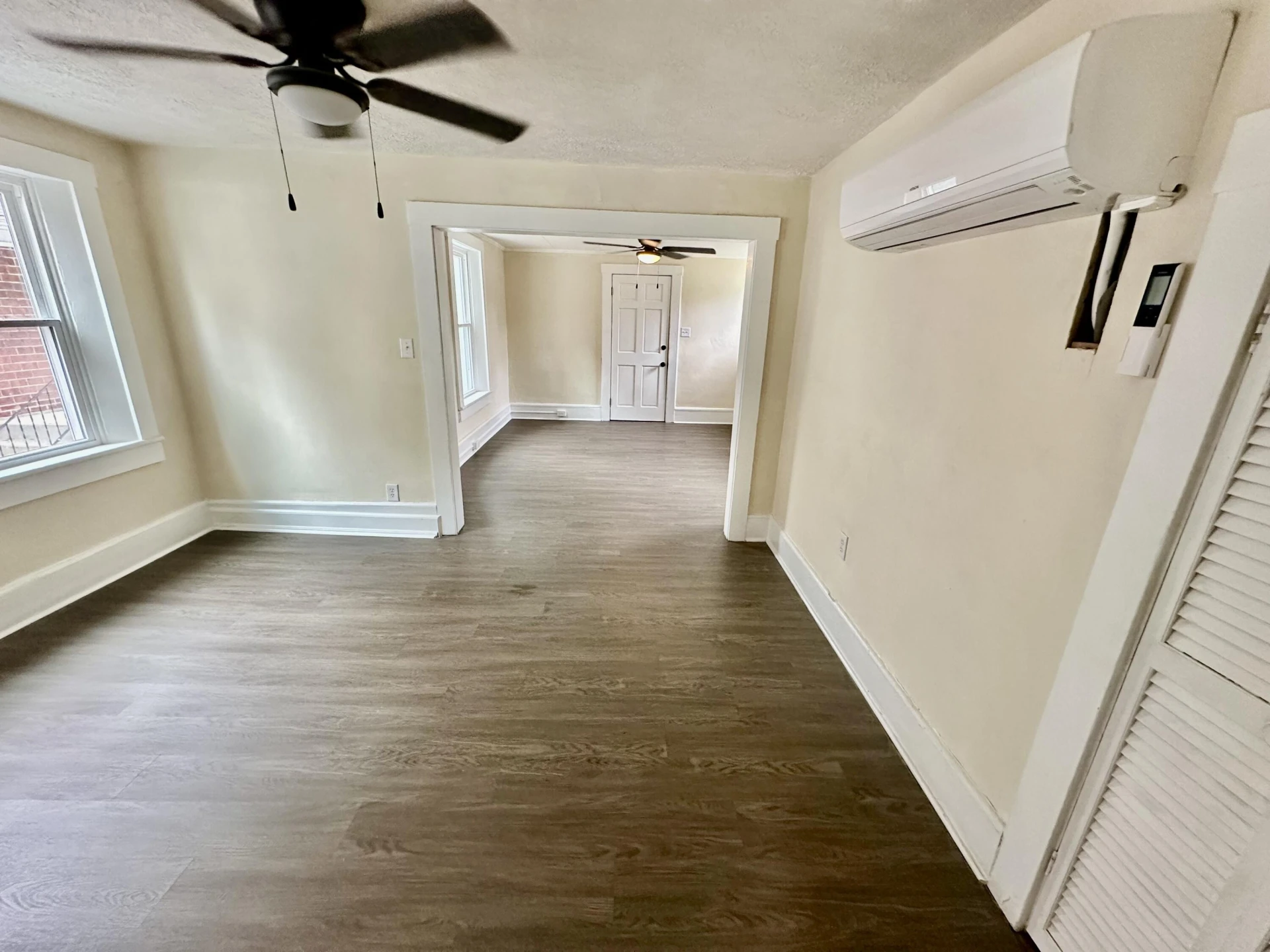 2321 S Lewis Ave - Photo 5