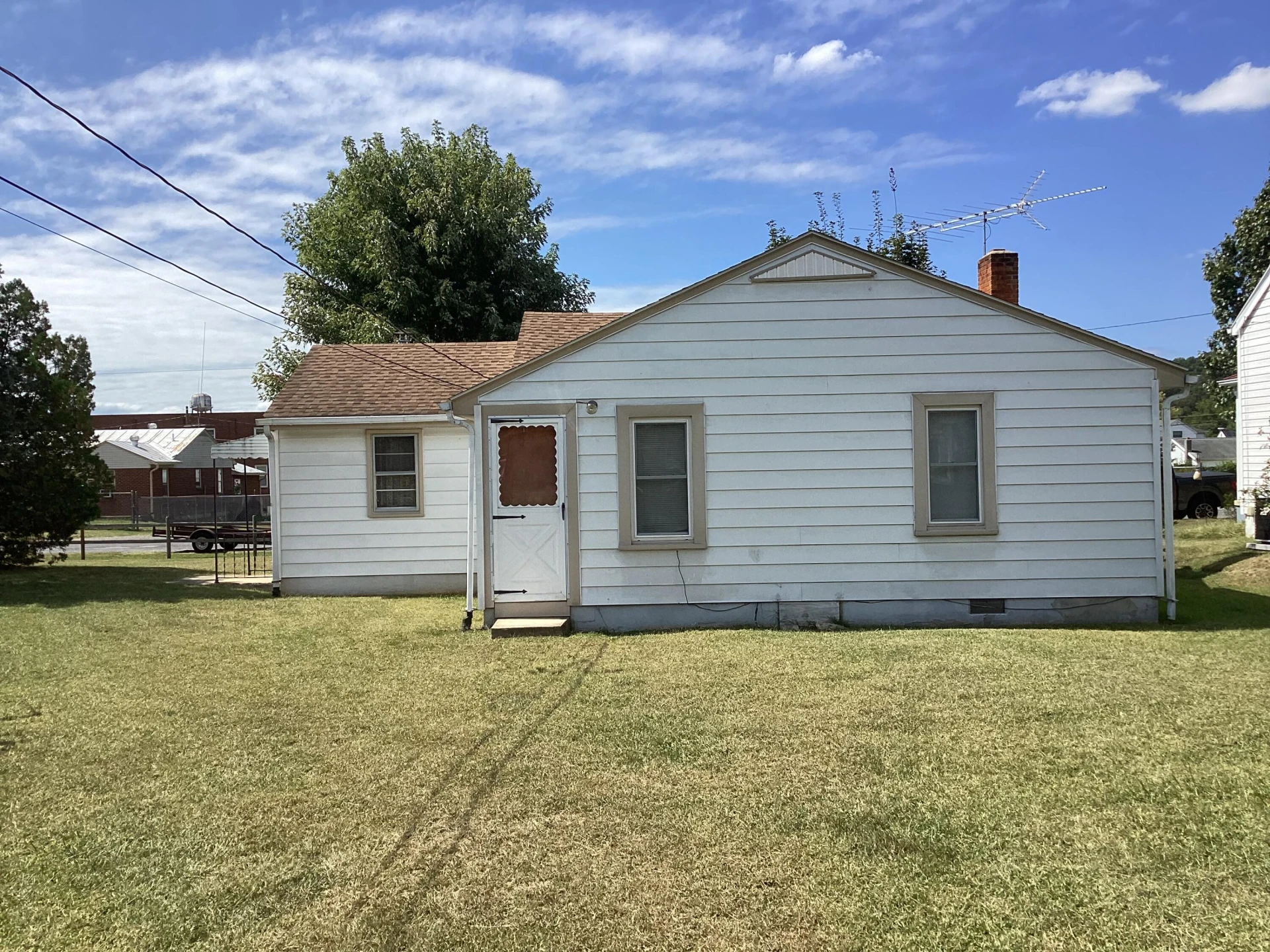 1746 Walnut Ave - Photo 15
