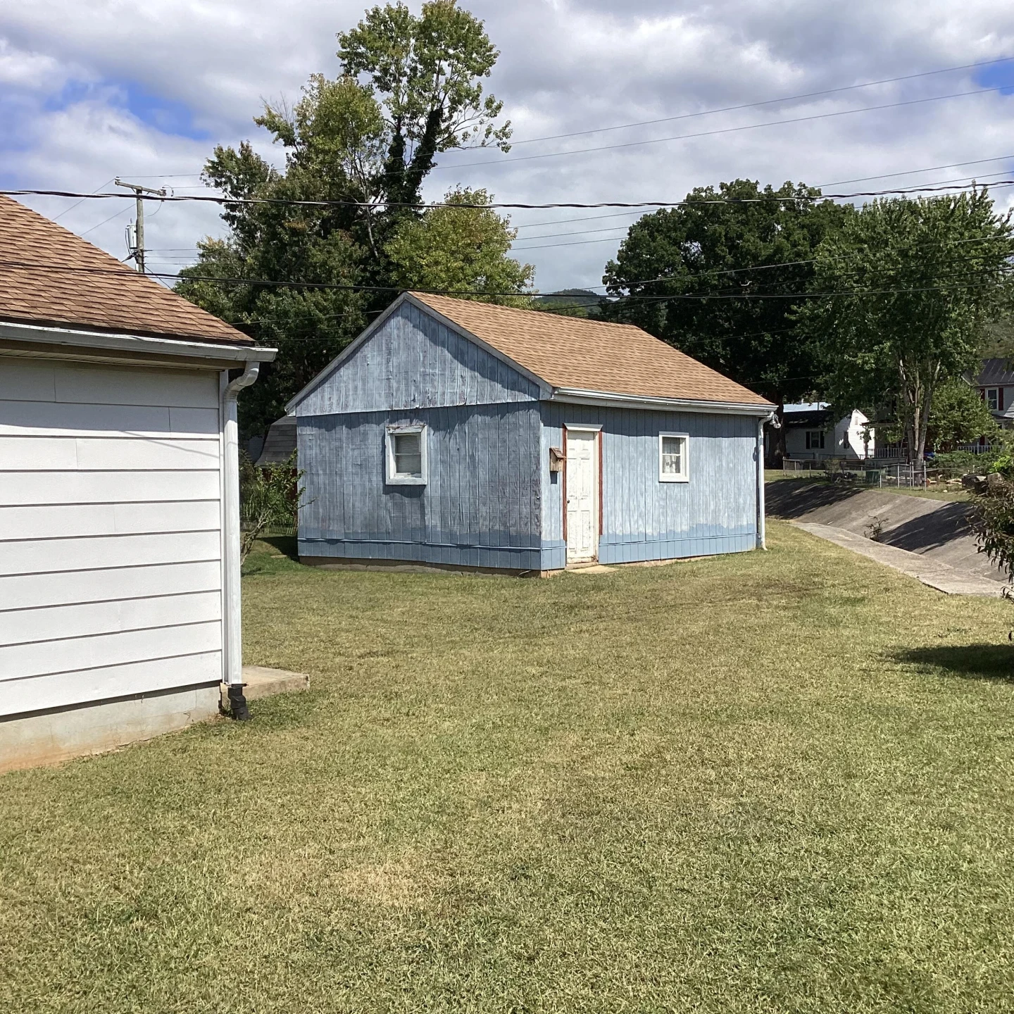 1746 Walnut Ave - Photo 16