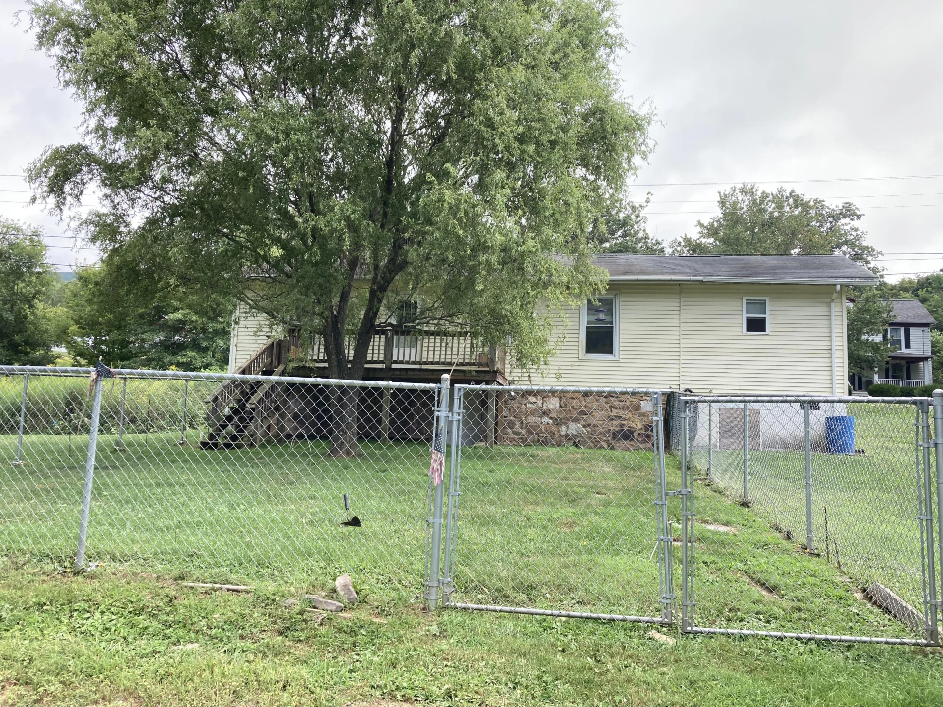 201 Forestry Rd - Photo 5