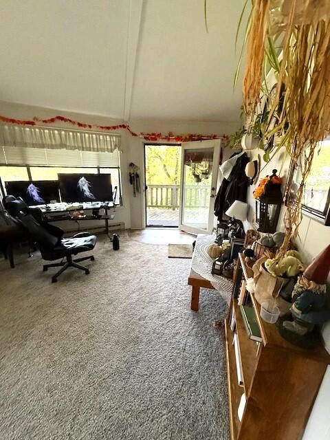 105 Clearwater Dr - Photo 2