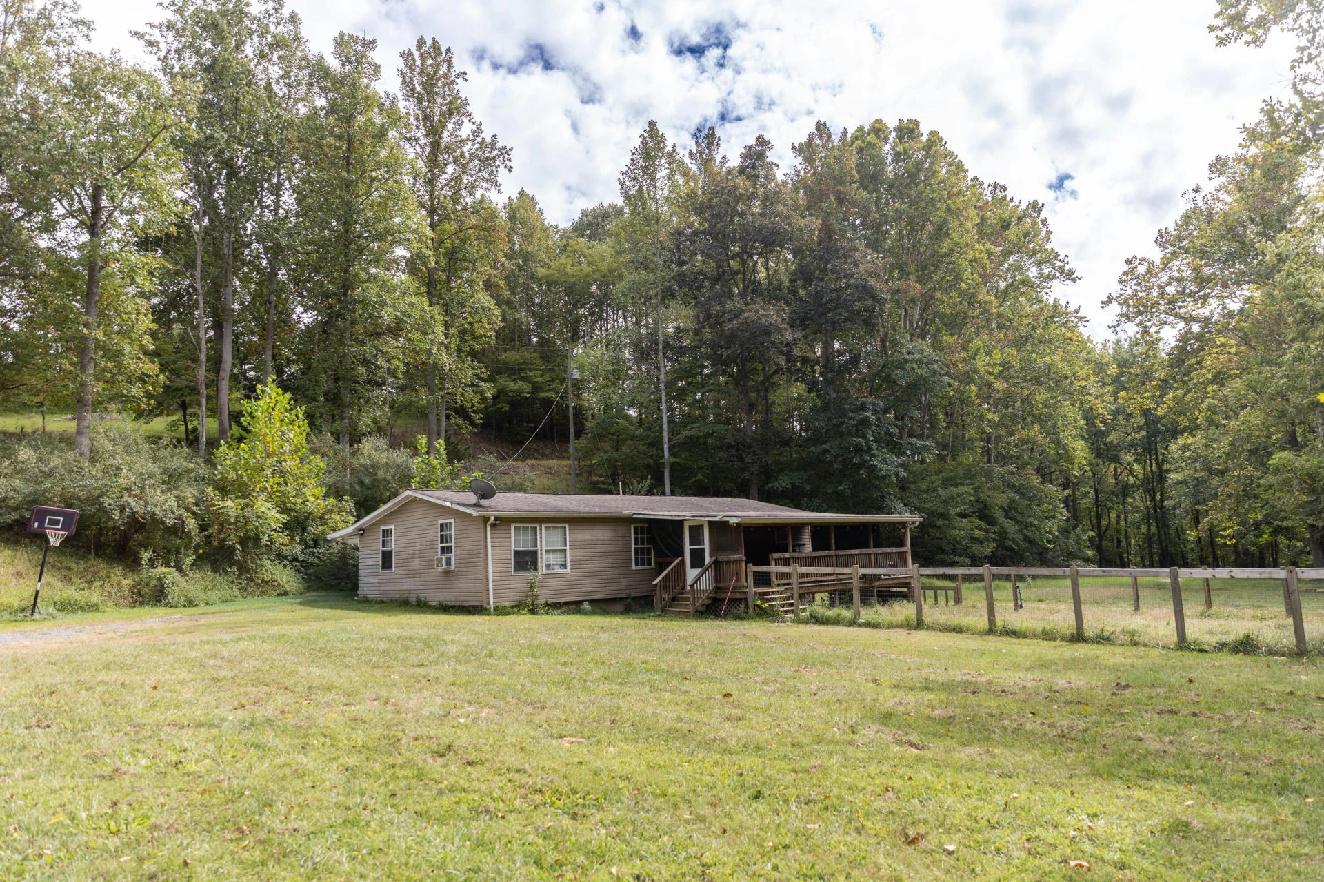2380 Big Hill Rd