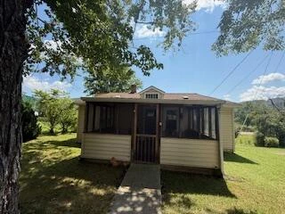 9598 Maury River Rd