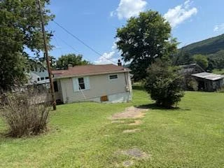 9598 Maury River Rd - Photo 4