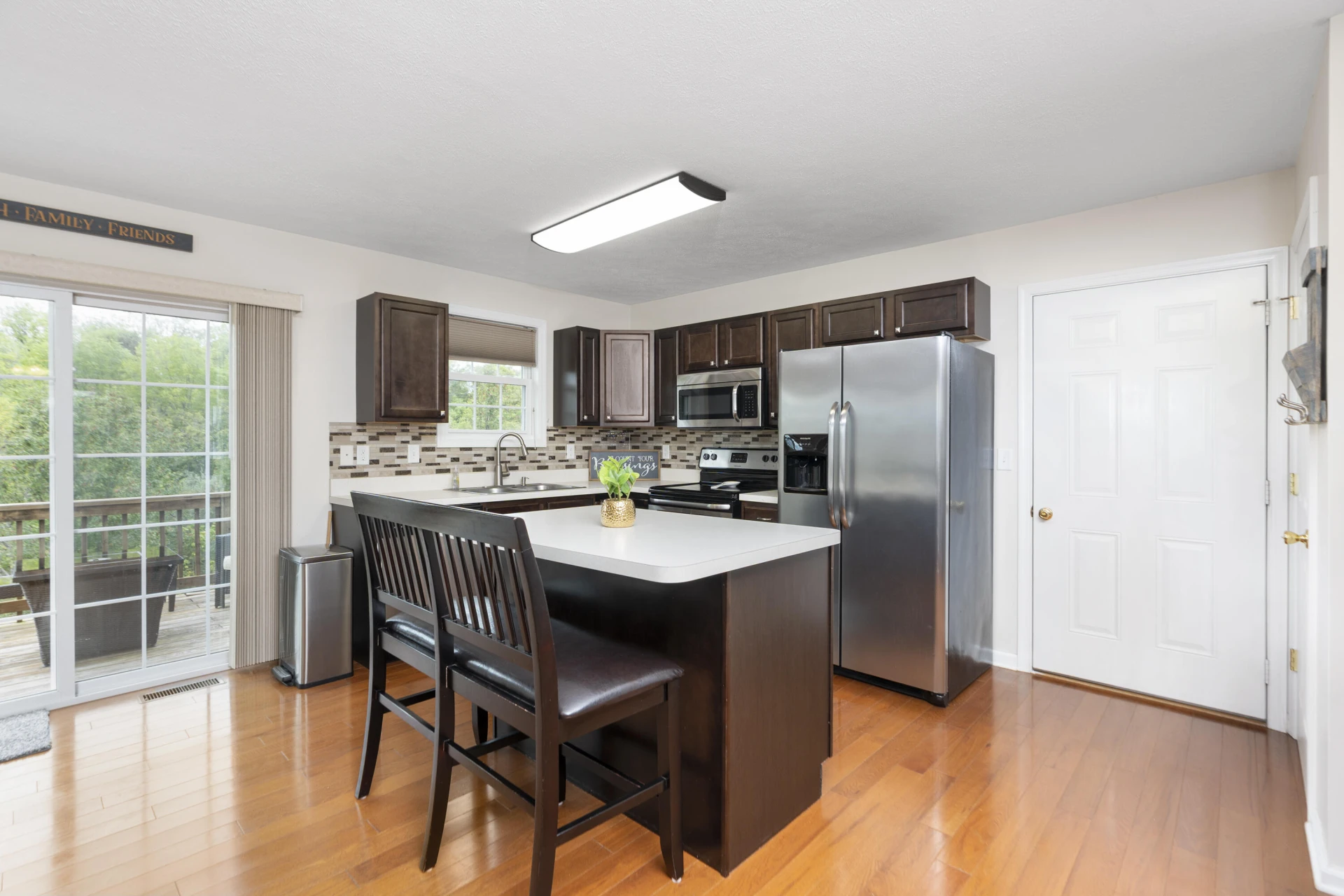 145 Thoroughbred Cir - Photo 10