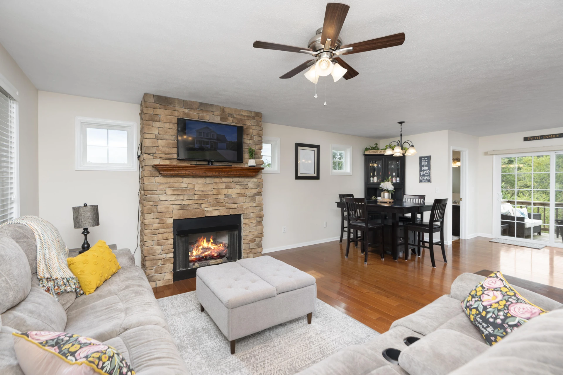 145 Thoroughbred Cir - Photo 8