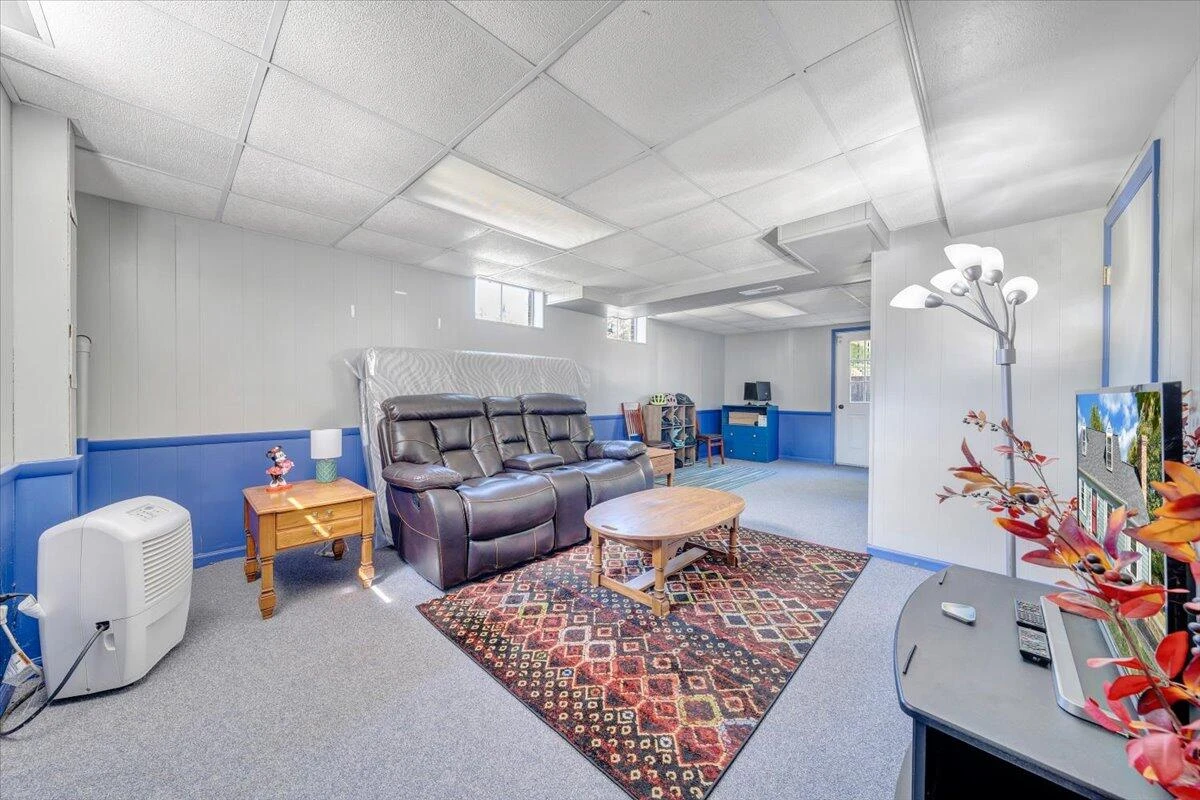8 Woodduck Rd SW - Photo 5