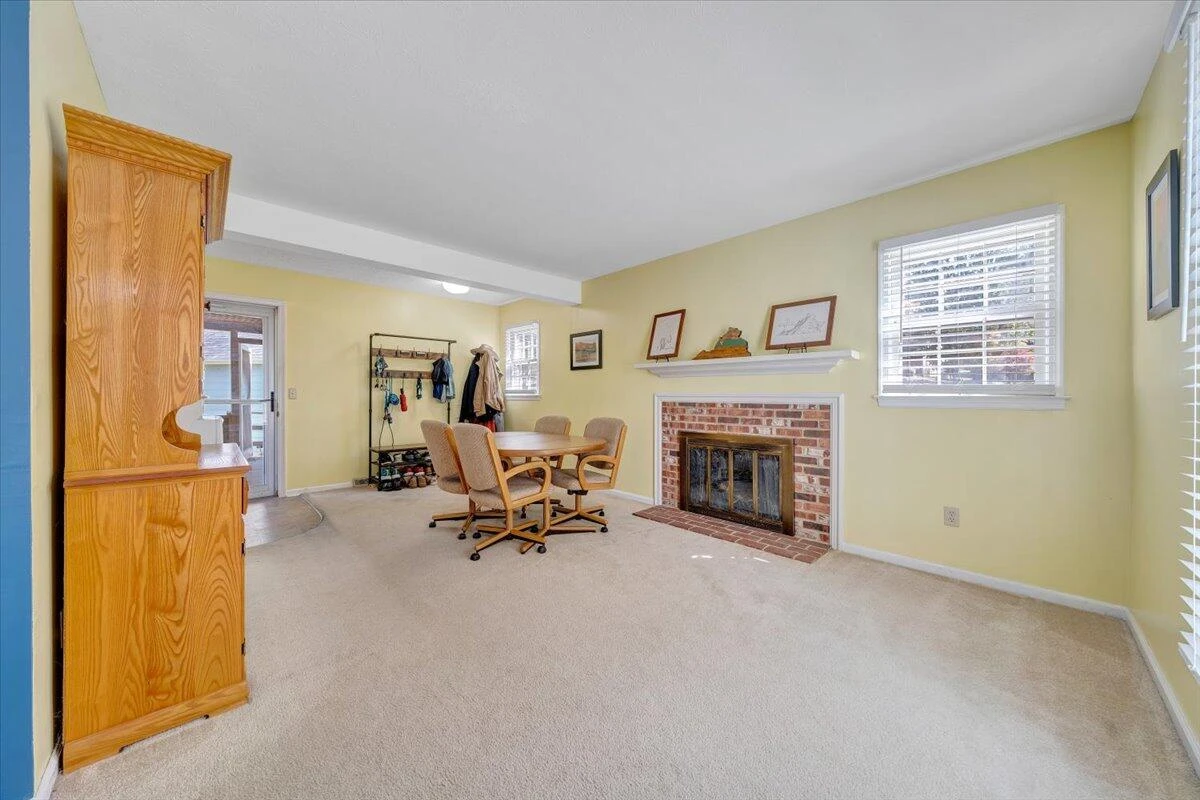 8 Woodduck Rd SW - Photo 9