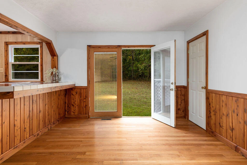 1567 Blue Grass Hollow Rd - Photo 12