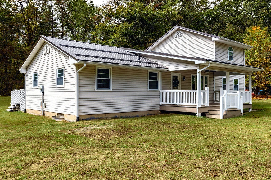 1567 Blue Grass Hollow Rd - Photo 2