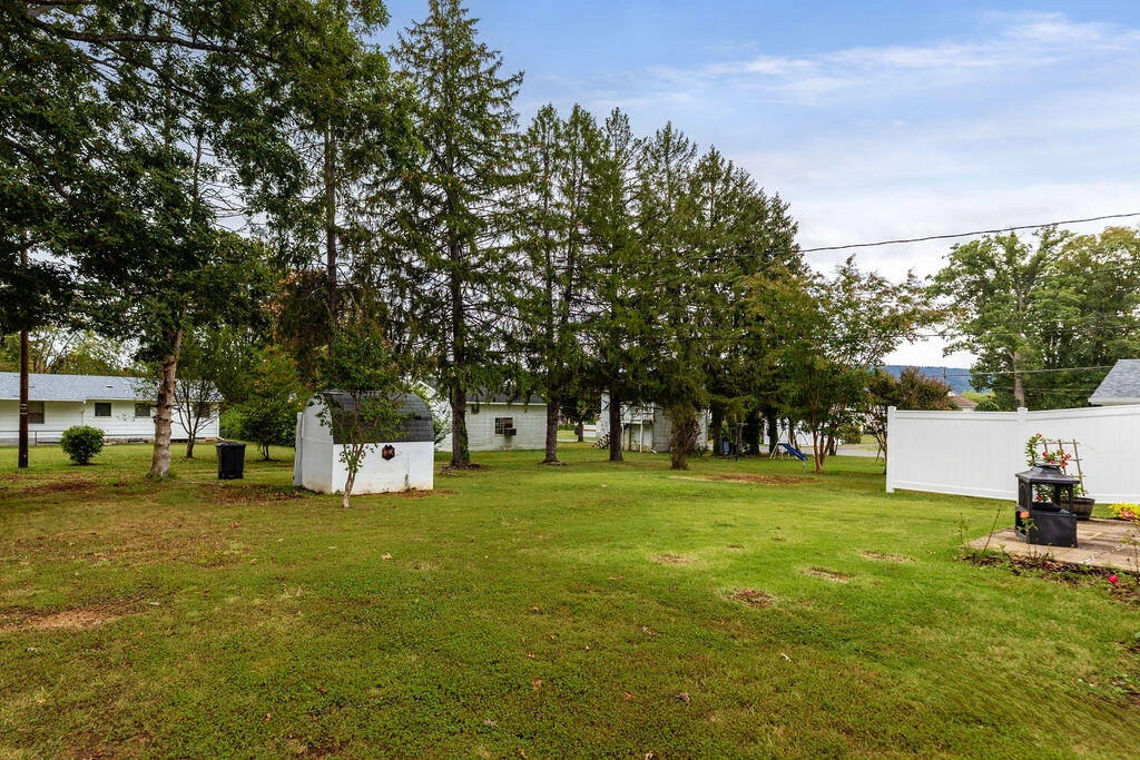 1208 Grace Avenue Ave - Photo 32