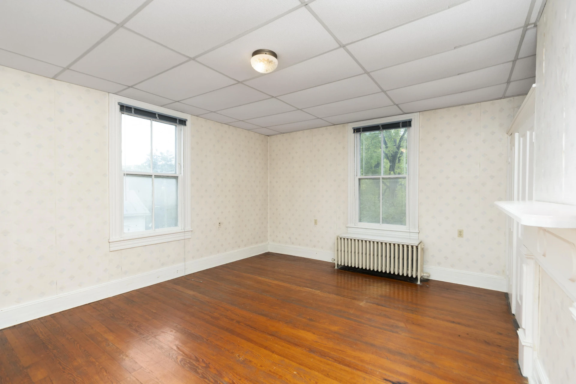 747 E 24th St - Photo 25