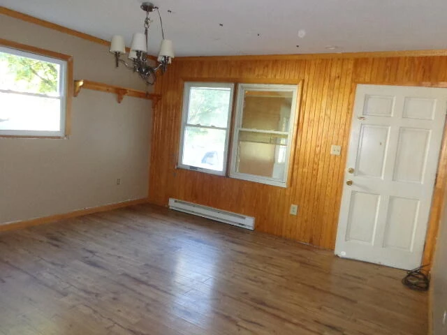 213 E 35th St - Photo 21