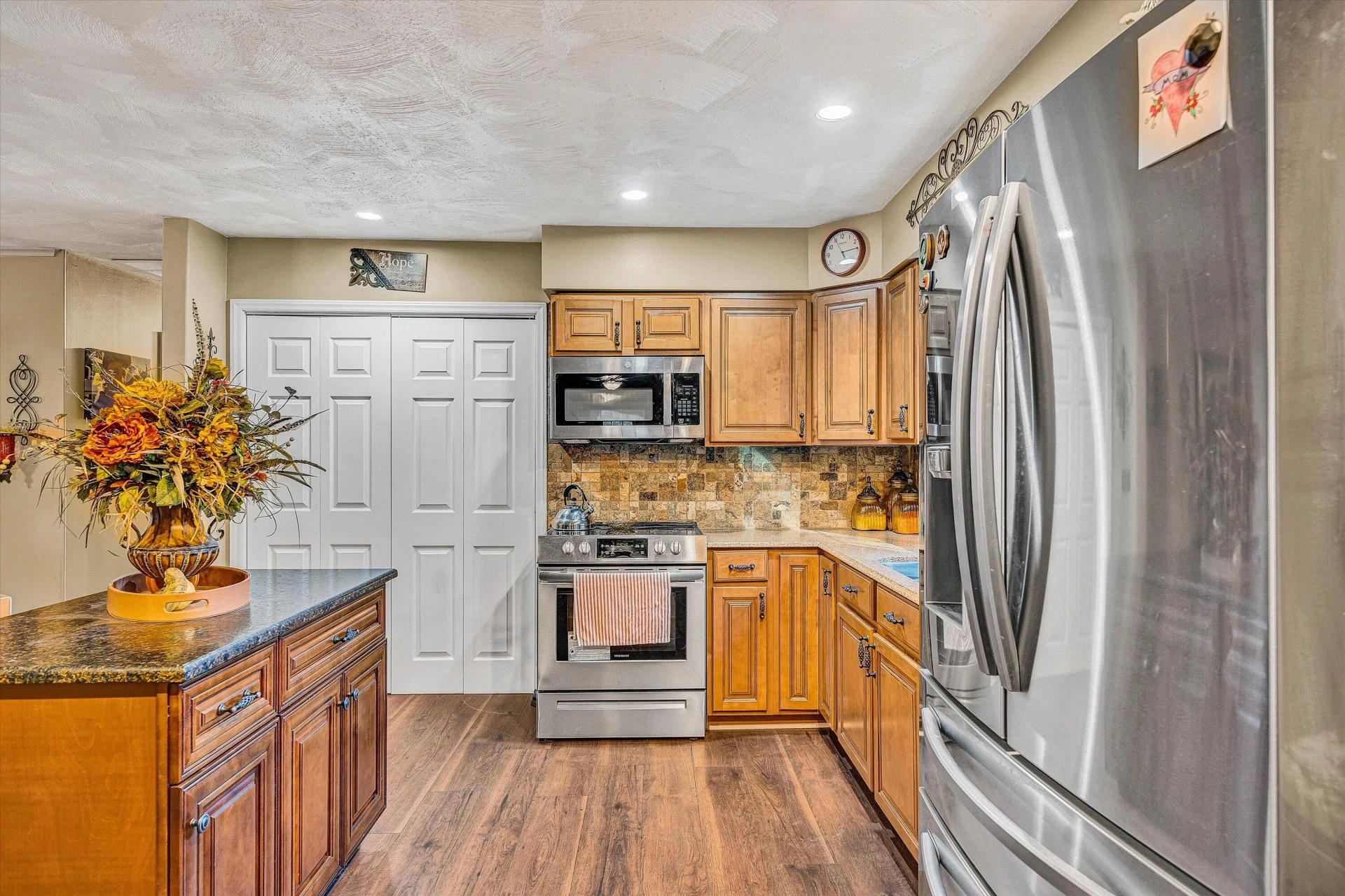 248 Ridgeway Cir - Photo 12