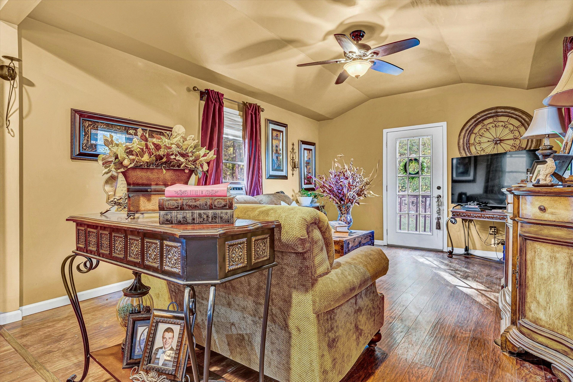 248 Ridgeway Cir - Photo 18