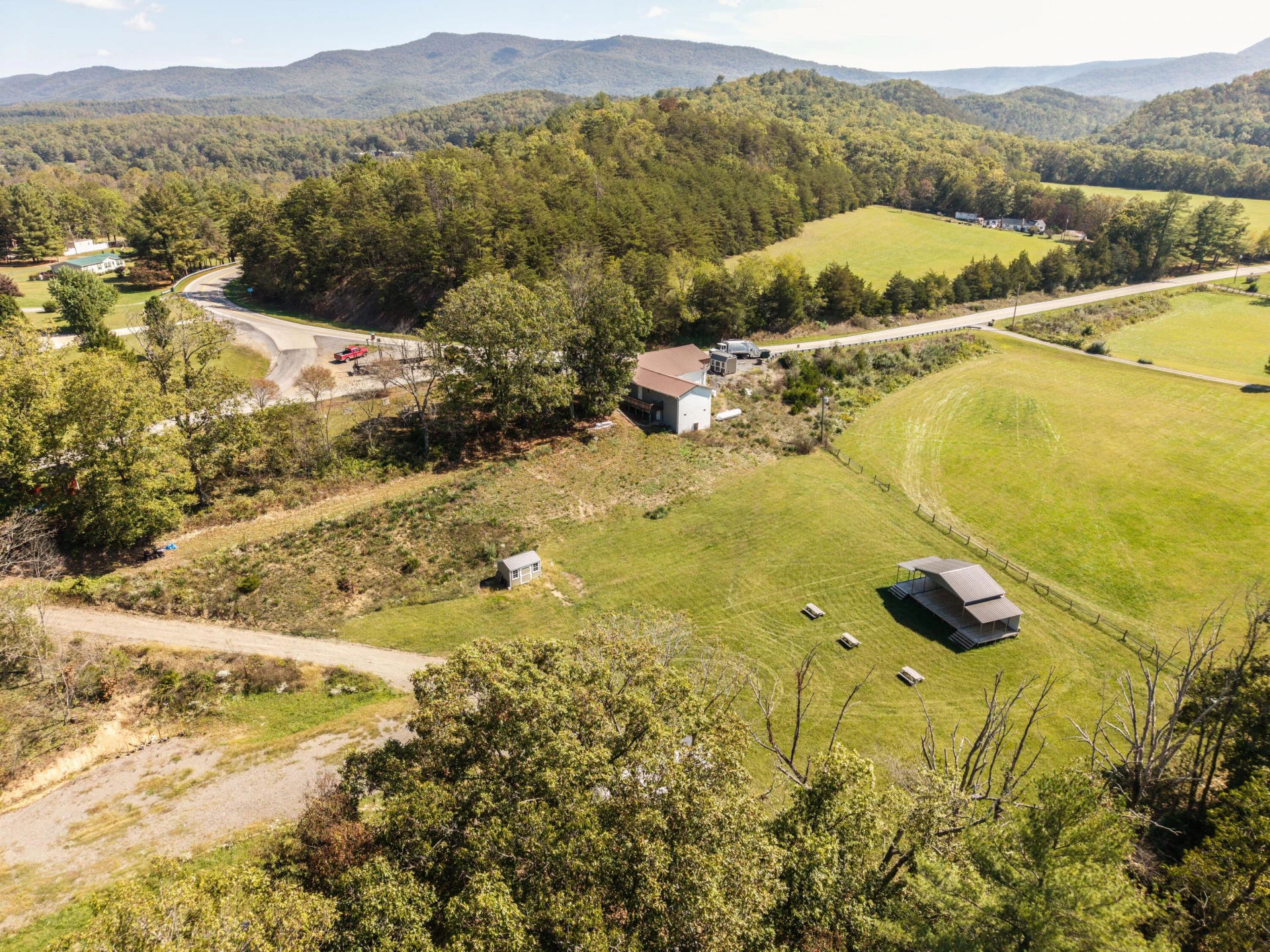 4200 Potts Creeks Rd - Photo 6