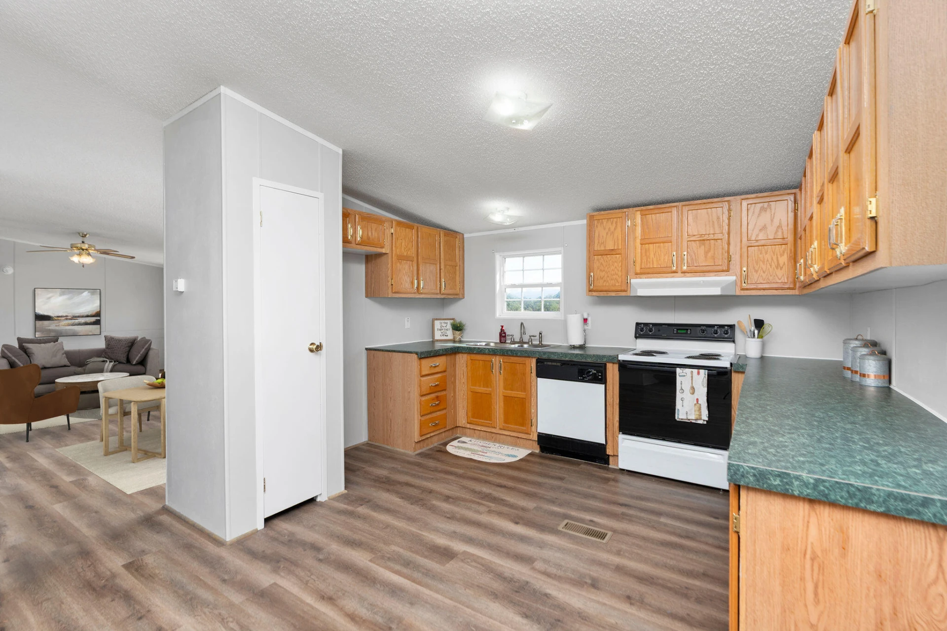 713 Newport Rd - Photo 8