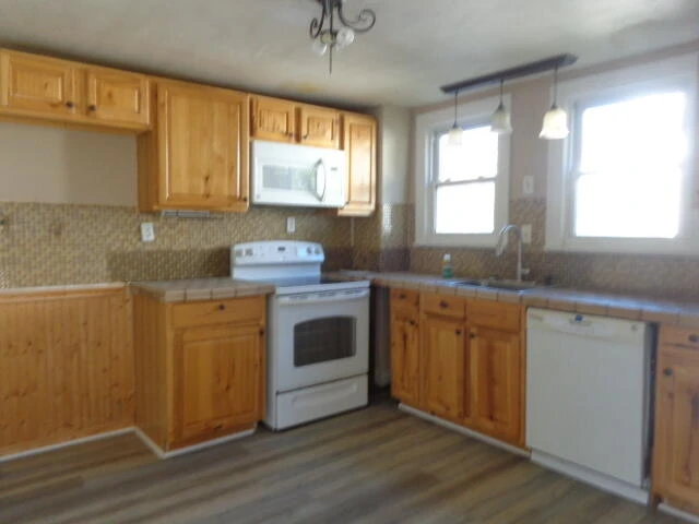 307 E Phillip St - Photo 7