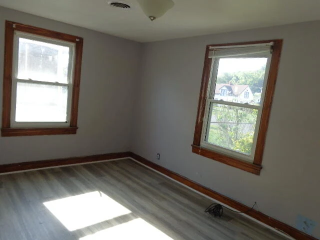 307 E Phillip St - Photo 8