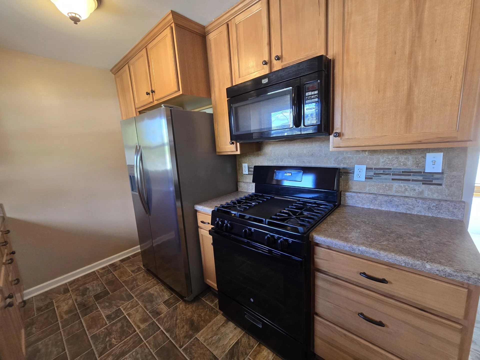 544 Brentwood Dr - Photo 6