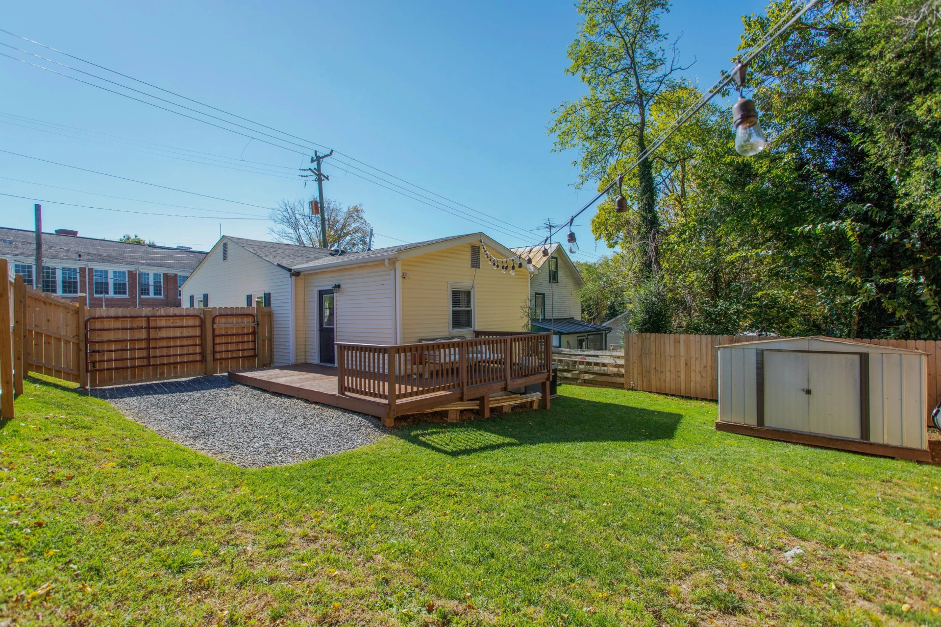 408 Maury St - Photo 16