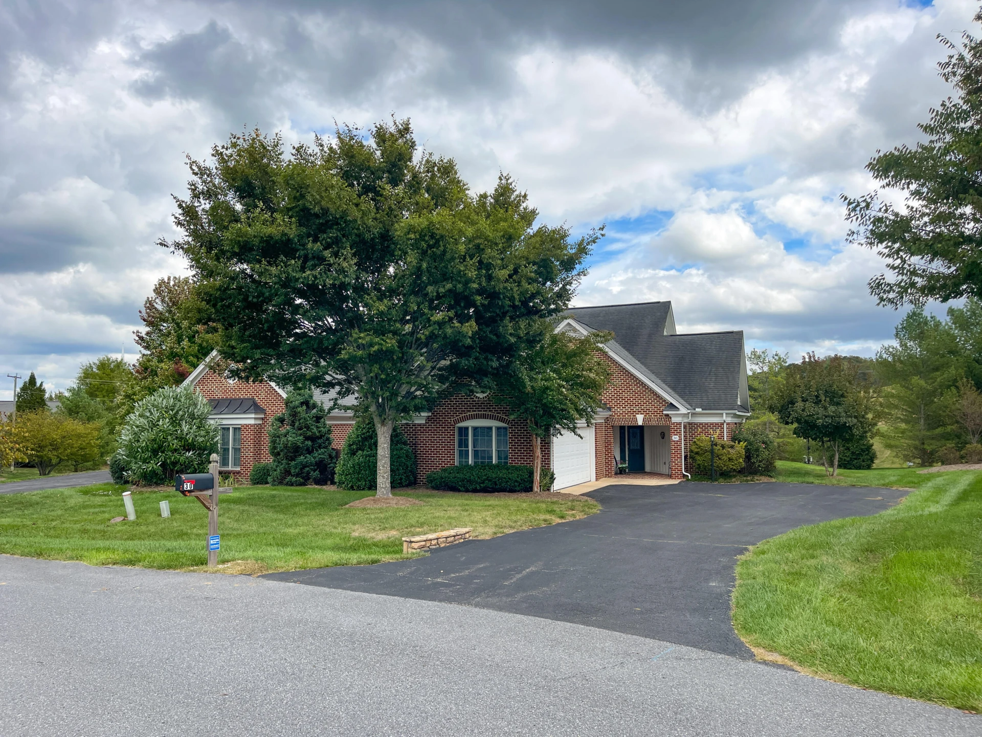 30 Haven Oak Ct
