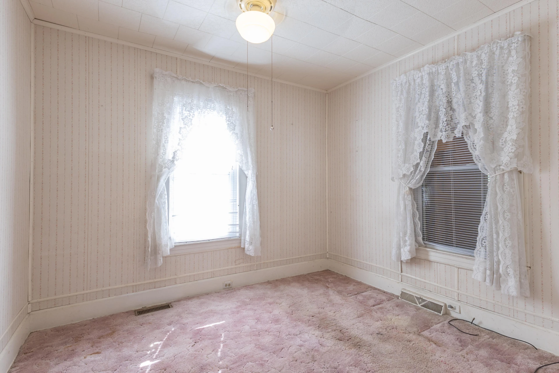 315 Third St - Photo 5