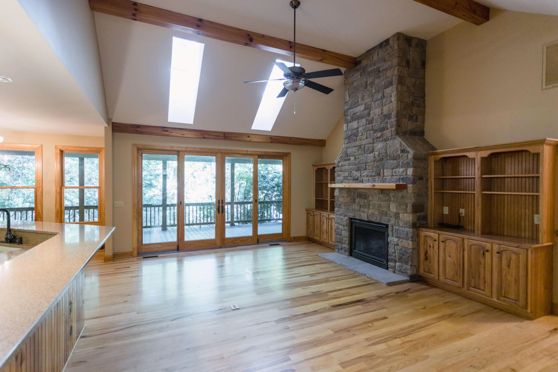 220 East Ridge Dr - Photo 14