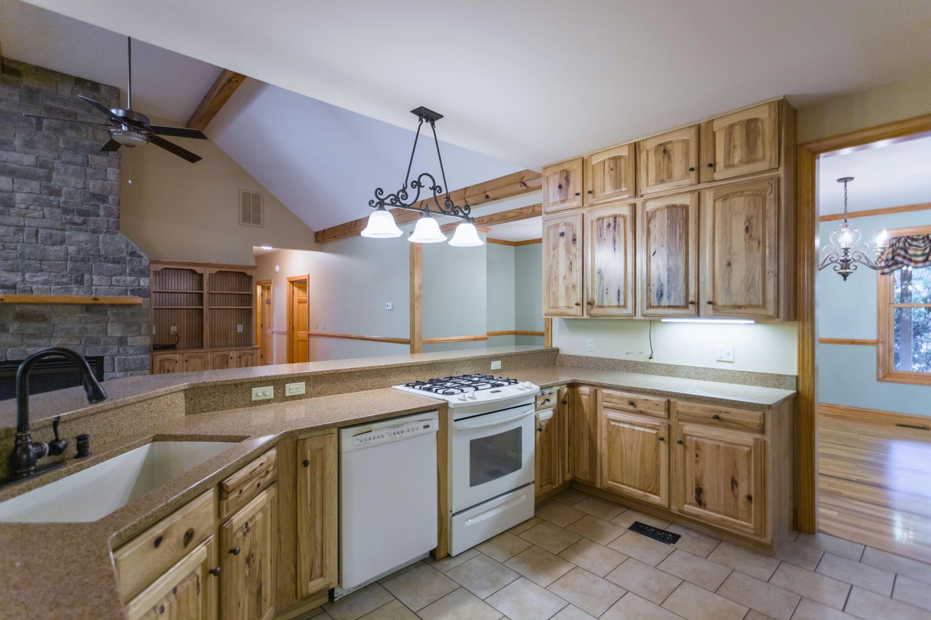 220 East Ridge Dr - Photo 20