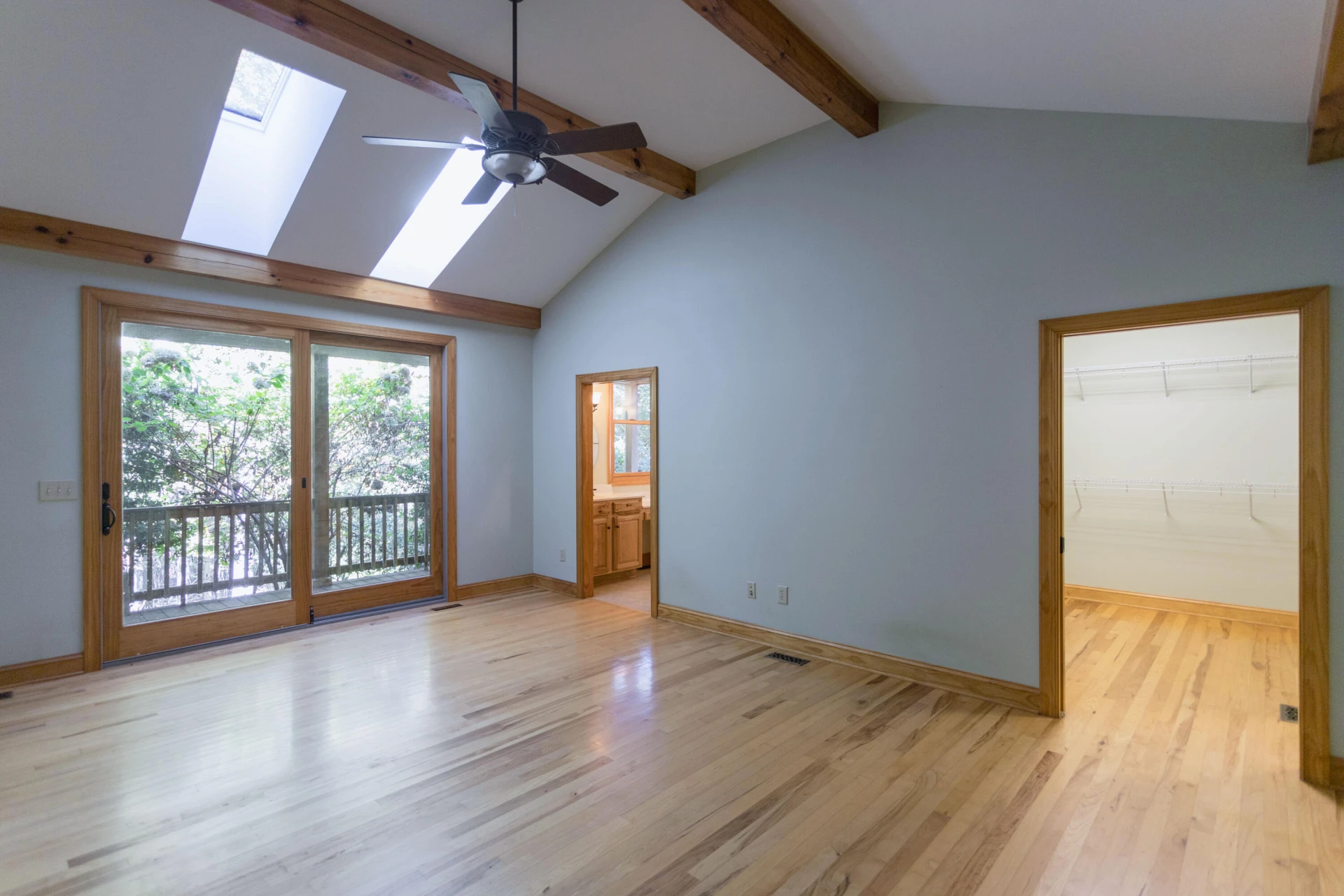 220 East Ridge Dr - Photo 32