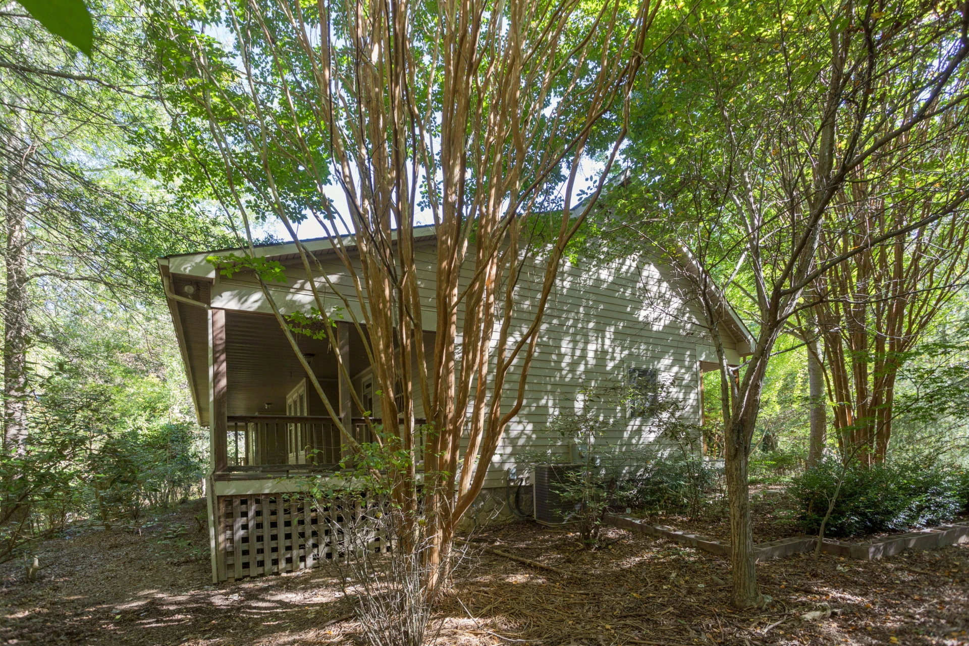 220 East Ridge Dr - Photo 4