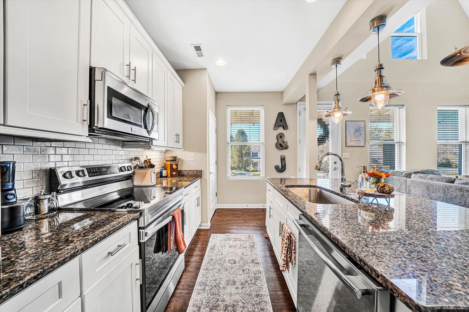 281 New Cameron Dr - Photo 8