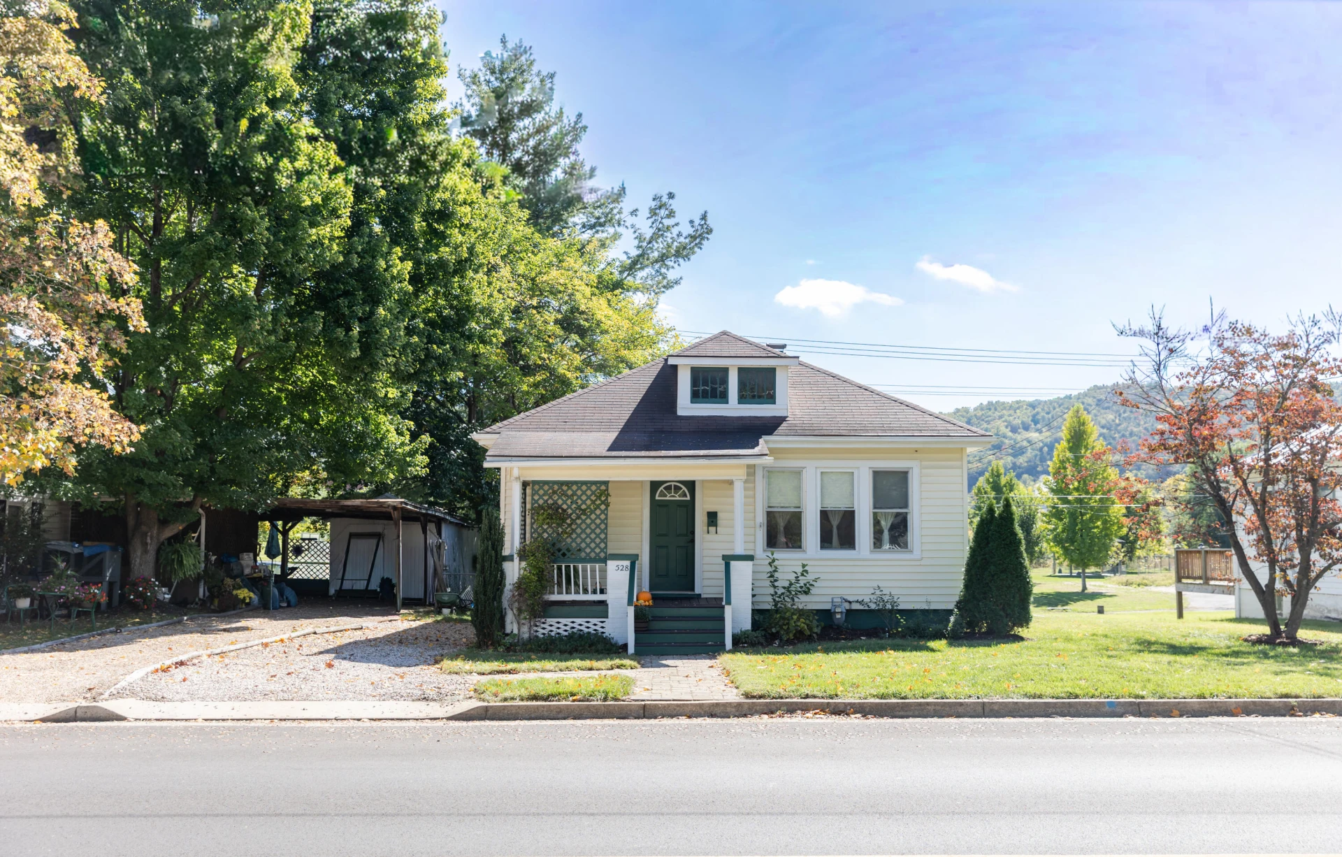 528 Arch Ave - Photo 2