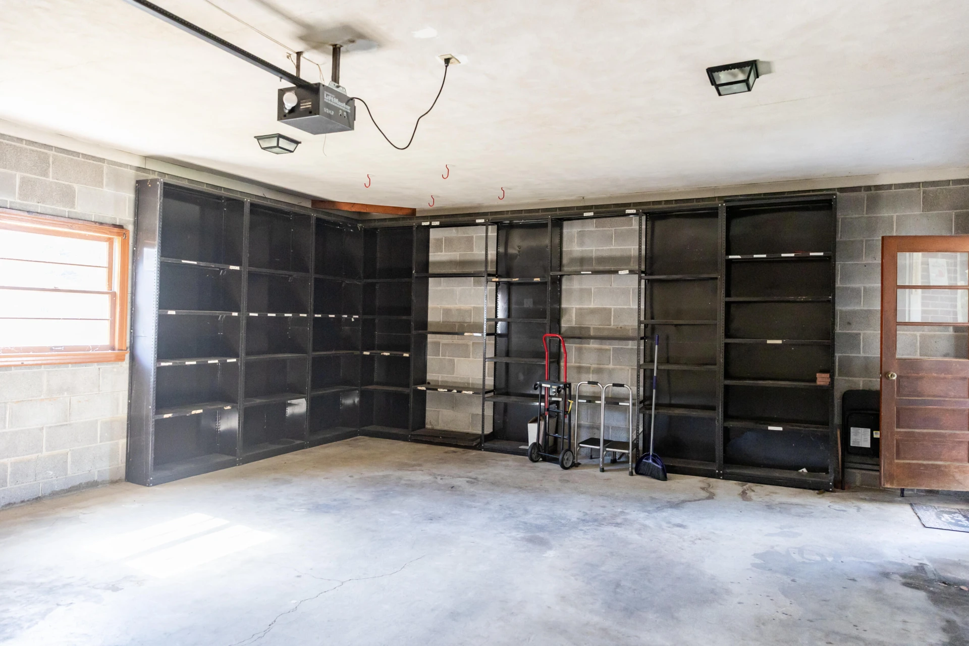 2113 Oak Ave - Photo 33