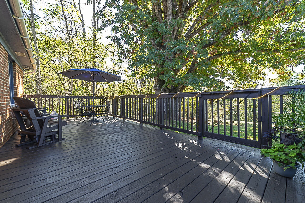 893 Wert Faulkner Highway - Photo 21