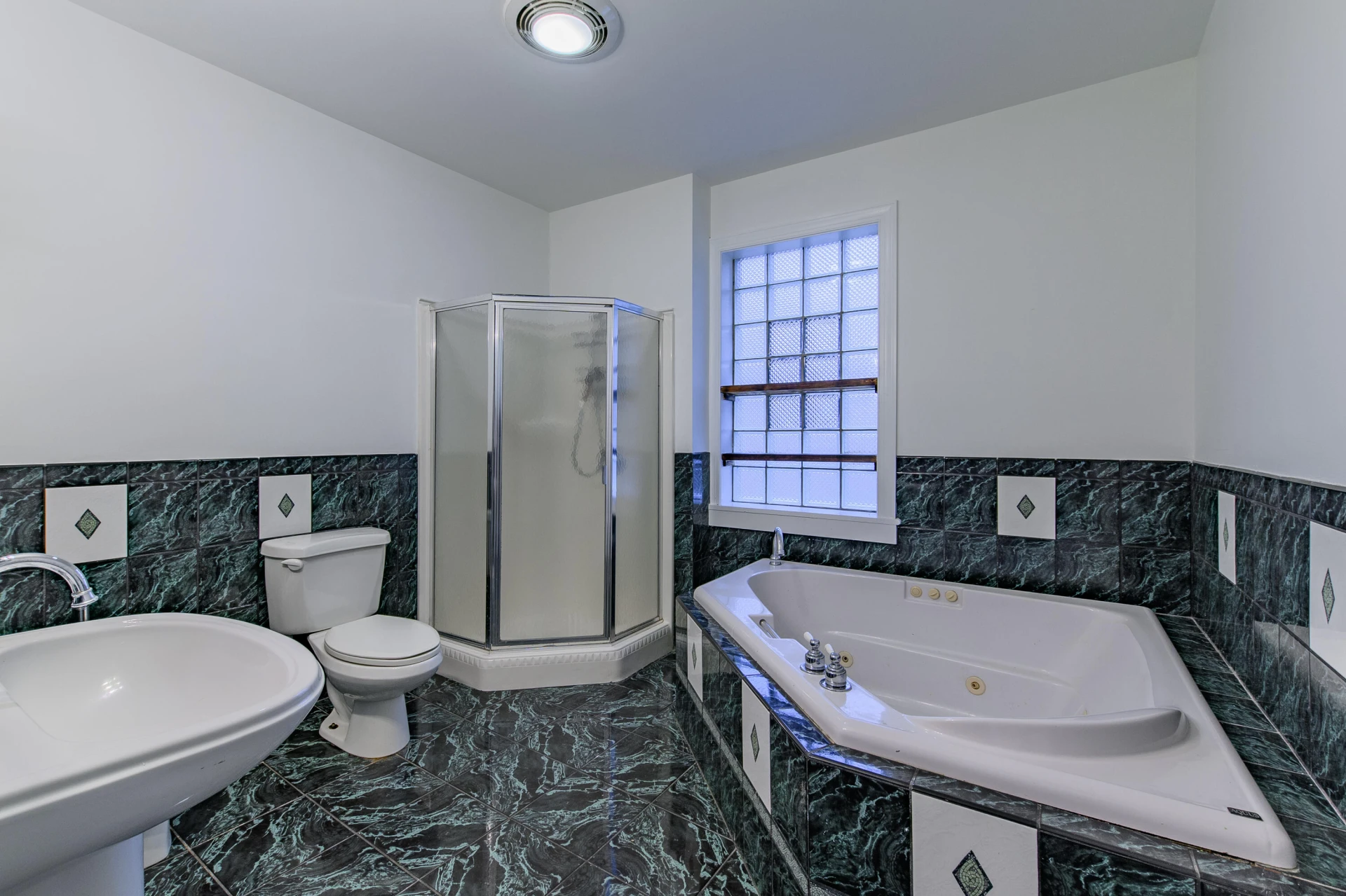 1451 Kelvin Grove Rd - Photo 22
